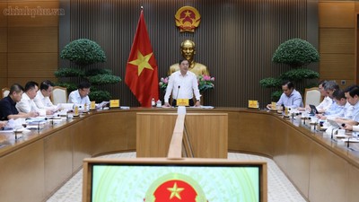 Phó Thủ tướng Thường trực Phạm Gia Túc chủ trì họp về tháo gỡ vướng mắc thanh toán một số dự án BT tại Khu đô thị mới Thủ Thiêm (TPHCM) - Ảnh: chinhphu.vn.