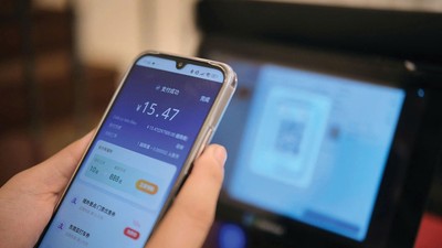 Nền tảng thanh toán QR của Việt Nam kết nối thêm các nền tảng lớn của Trung Quốc giúp du khách nước này thuận lợi hơn trong thanh toán tại Việt Nam