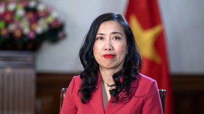 Thứ trưởng Bộ Ngoại giao Lê Thị Thu Hằng