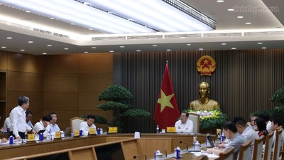 Phó Thủ tướng Thường trực Phạm Gia Túc chủ trì cuộc họp về kết nối giao thông với Cảng hàng không quốc tế Gia Bình - Ảnh: chinhphu.vn