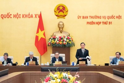  Ủy ban Thường vụ Quốc hội cho ý kiến về dự thảo Luật Xây dựng (sửa đổi) sáng 24/11.