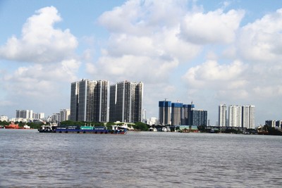 Thị trường căn hộ đang có được bệ đỡ từ nhu cầu thực cao. Ảnh: Bình Minh.