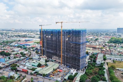 Chủ đầu tư sẽ chịu áp lực đáng kể về dòng tiền với việc hỗ trợ lãi suất khi dự án còn đang triển khai. Ảnh: Trọng Tín.