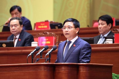 Bộ trưởng Bộ Tài chính Nguyễn Văn Thắng trình bày tham luận - Ảnh TTXVN.