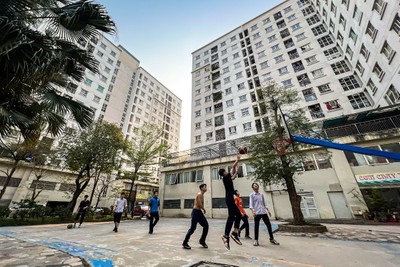 Nhiều người dân thừa khả năng tài chính nhưng không đủ điều kiện tiếp cận nhà ở xã hội (Ảnh minh hoạ)