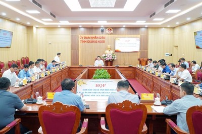 Lãnh đạo UBND tỉnh Quảng Ngãi làm việc với các sở, ngành, chủ đầu tư về tình hình thực hiện dự án thủy điện dự kiến đưa vào vận hành trong năm 2026.