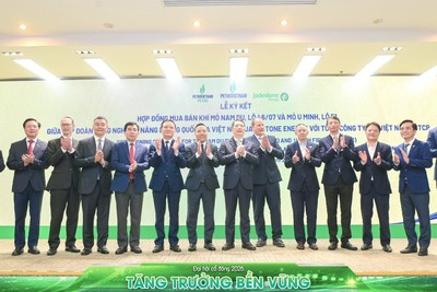 Các đại biểu dự lễ ký kết