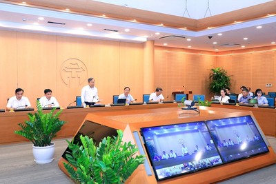 Chủ tịch UBND TP. Hà Nội Vũ Đại Thắng yêu cầu các phường, xã tiếp tục tập trung tối đa nguồn lực, đẩy nhanh tiến độ GPMB theo các mốc đã đề ra.