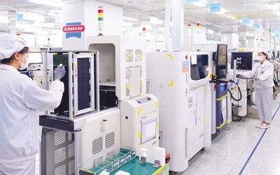 Việt Nam đang hướng đến thu hút đầu tư vào các lĩnh vực công nghệ cao, công nghệ chiến lược. Trong ảnh: Nhà máy vi mạch của Sunhouse. Ảnh: Lê Toàn 