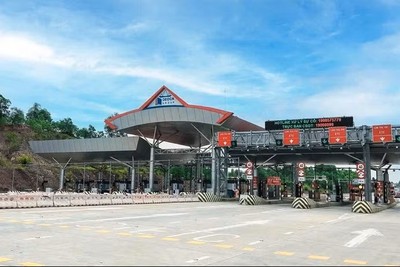 Trạm thu phí Km93+160, Quốc lộ 1 thuộc Dự án cao tốc Bắc Giang-Lạng Sơn. (Ảnh: Vietnam+)