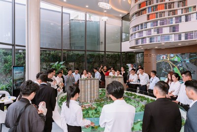 Các đại lý phân phối tìm hiểu sa bàn dự án Khải Hoàn Prime