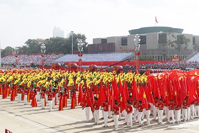 Sau 40 năm Đổi mới, Việt Nam đã tạo dựng nền tảng vững chắc để hướng tới mục tiêu thịnh vượng vào năm 2045. Ảnh: Đức Thanh