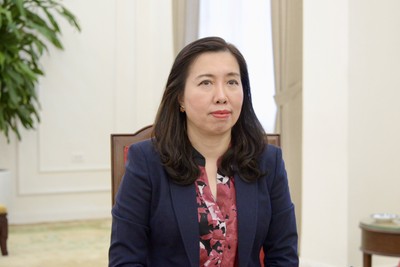 Thứ trưởng Bộ Ngoại giao Lê Thị Thu Hằng.