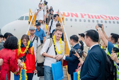 Nha Trang (Khánh Hòa) luôn là điểm đến hàng đầu được khách quốc tế lựa chọn khi tới Việt Nam