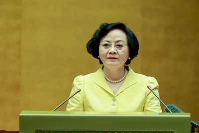  Bí thư Trung ương Đảng, Phó Thủ tướng Phạm Thị Thanh Trà đã trình bày những nội dung trọng tâm, cốt lõi của Kết luận số 105-KL/TW Hội nghị Trung ương 4 về thu hút và trọng dụng nhân tài trong các ngành, lĩnh vực mũi nhọn, phục vụ đất nước phát triển nhanh, bền vững. Ảnh: Đức Thanh.