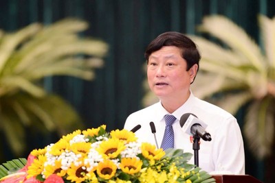 Chủ tịch HĐND TP.HCM Võ Văn Minh phát biểu tại kỳ họp