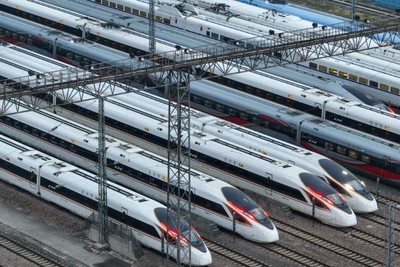 Trung Quốc đang ứng dụng AI để hiện đại hóa hệ thống đường sắt, từ quản lý vận hành, giám sát hạ tầng đến tối ưu hiệu quả khai thác (Ảnh: East Asia Forum)