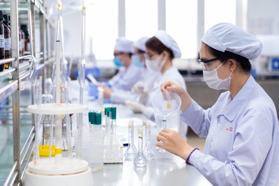 Dược Hậu Giang (DHG): Quý I/2026 hoàn thành 34,5% kế hoạch lợi nhuận năm, chia cổ tức 50% bằng tiền