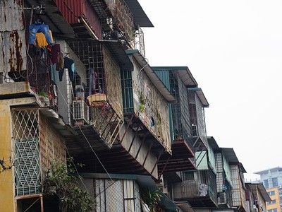 Những hình ảnh "xem cũng ghê người" tại chung cư cũ Hà Nội