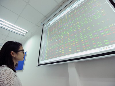 "Sóng APEC" có lặp lại?