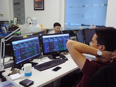 Nâng hạng thị trường chứng khoán, cần sự hợp sức mạnh hơn từ doanh nghiệp