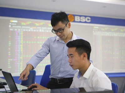 “Đãi sàn”, tìm cổ phiếu định giá hấp dẫn