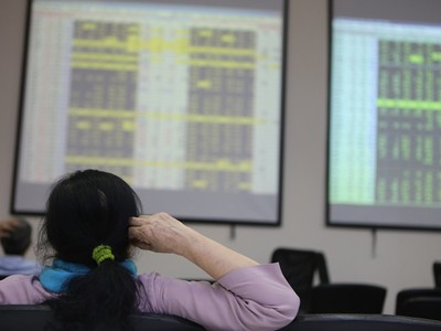 10.000 đồng có dễ mua cổ phiếu không?