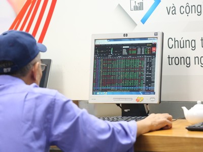 Những “điểm nóng” trên con đường VN-Index về đỉnh lịch sử