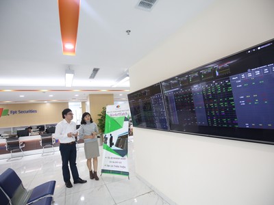 Chứng khoán FPTS hủy bỏ khuyến nghị phân tích công bố cuối tháng 7 do ảnh hưởng bởi Covid-19