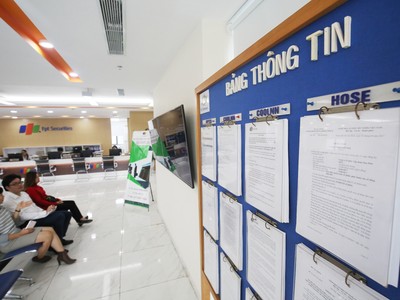 Mở cánh cửa mới với hệ thống giao dịch chứng khoán phái sinh “Made in FPTS”