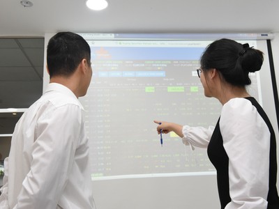 Góc nhìn chuyên gia chứng khoán tuần mới: "Đo" triển vọng nhóm cổ phiếu ngân hàng