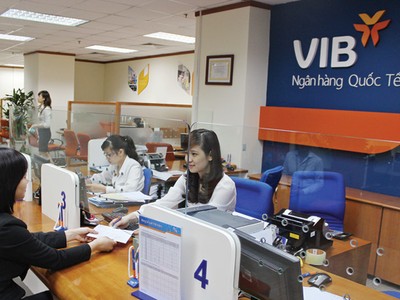 Ngân hàng ồ ạt báo cáo lợi nhuận:  Khối cổ phần buồn thảm!