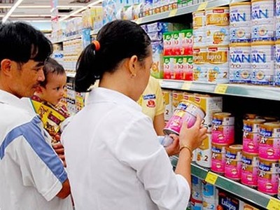 Tù mù chờ công bố kết quả thanh tra giá sữa