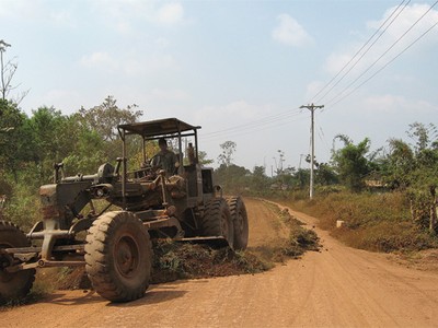 Hệ thống pháp luật quản lý đầu tư công chưa đồng bộ, nên còn nảy sinh nhiều bất cập