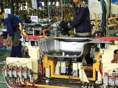 Tốn kém và rủi ro cao là những lý do khiến các doanh nghiệp ô tô không mặn mà đầu tư cho nội địa hóa tại Việt Nam