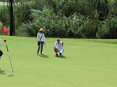 Kinh doạnh sân golf có thể được coi là ngành kinh doanh có điều kiện   