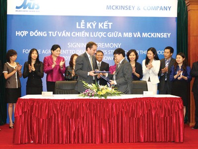 Từ năm 2009, MB đã ký hợp đồng tư vấn chiến lược với MCKinsey, mở ra nhiều không gian mới để phát triển các dịch vụ ngân hàng