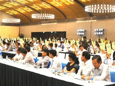 ĐHCĐ Tổng công ty Viglacera hôm 2/7