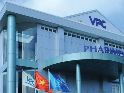 Liên quan đến số dư nợ phải thu khách hàng, DCL cũng có hạch toán bất nhất