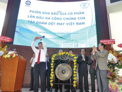 Phiên đấu giá hơn 110 triệu cổ phần Vinatex khá thành công khi bán hết 90% lượng chào bán - ẢNH: Lê Toàn