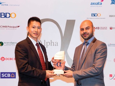VCSC được Tạp chí Alpha Southeast Asia trao tặng giải thưởng “Nhà môi giới tổ chức tốt nhất Việt Nam 2014"
ảnh: Lê Toàn