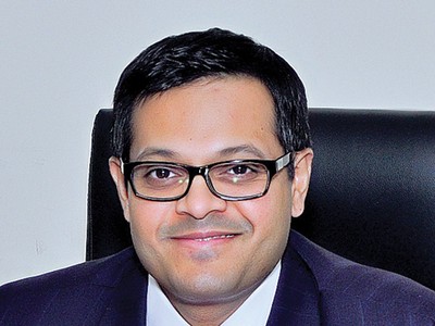  Ông Avinash Satwalekar