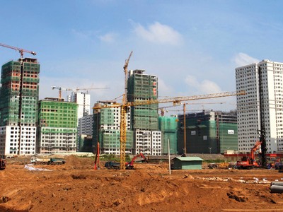 Khổ vì tấc đất cắm dùi