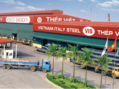 Tự chủ được phôi thép đã giúp VIS chủ động trong việc sản xuất và phân phối mặt hàng thép