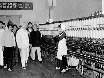 Bác Hồ tiên liệu đường hướng kinh tế cho đất nước