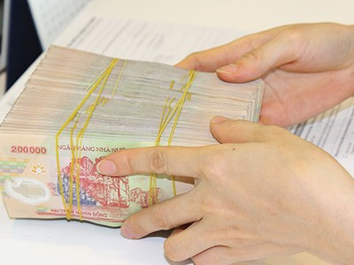 Pháp luật nên quy định điều kiện để ngân hàng được quyền giữ lại cổ tức làm vốn hoạt động