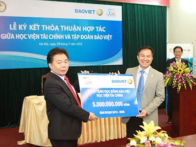 Tập đoàn Bảo Việt đẩy mạnh đầu tư cho giáo dục