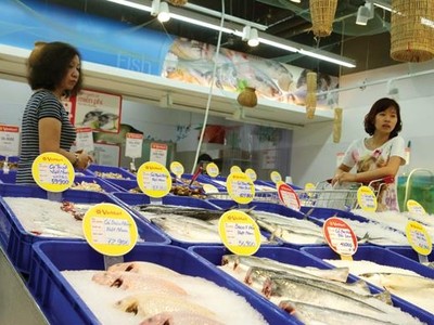 Nhà đầu tư nước ngoài rất quan tâm tới các công ty thực phẩm tiêu dùng. Ảnh: Đức Thanh