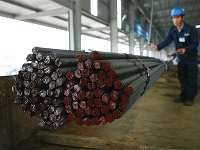 7 tháng đầu năm, sản phẩm thép bán ra của các thành viên VSA tăng 30% so với cùng kỳ.
Ảnh: Hoài Nam