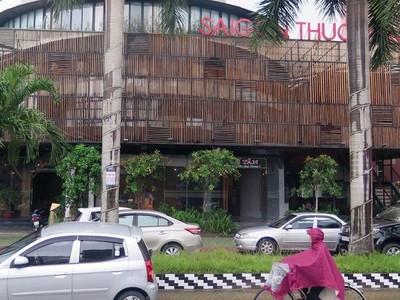 Khách sạn Sài Gòn – Thương mại tọa lạc trên “mảnh đất vàng” nhưng kinh doanh kém hiệu quả